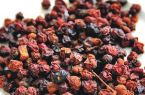 getrocknete Schisandrabeeren